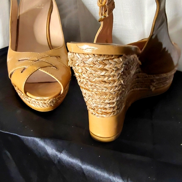 Stuart Weitsman Sling Back Peep Toe Wedge - Picture 5 of 6